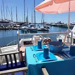 Hotel en barco Ferretti 36 ' Bateau A Quai Vieux-port Festival La Croisette *