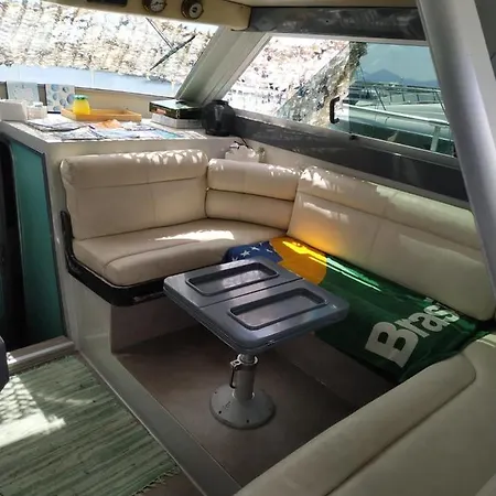 Hotel en barco Ferretti 36 ' Bateau A Quai Vieux-port Festival La Croisette