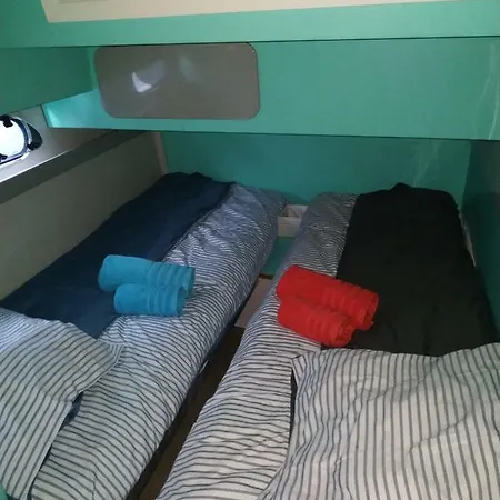 Ferretti 36 ' Bateau A Quai Vieux-port Festival La Croisette Πλωτό κατάλυμα *